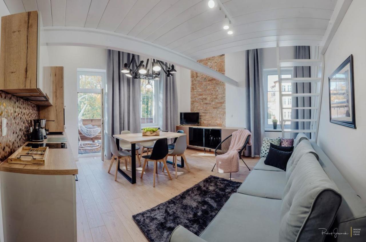 Apartament Lux Cieplice Jelenia Góra Kültér fotó